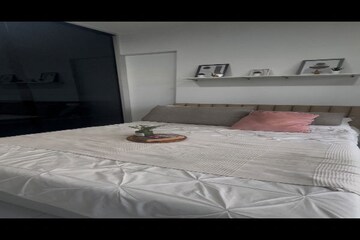 Bedroom in 3 BHK Apartment at Seven Bunglow – for Sale