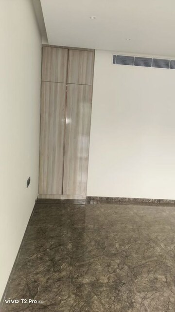 Room in 5 BHK Villa at Unitech Uniworld Resorts-The Residences, Sector 33 – for Sale