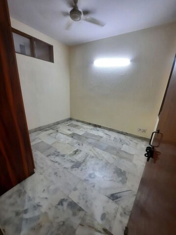 Room in 2 BHK Builder Floor at Malviya Nagar – for Rent