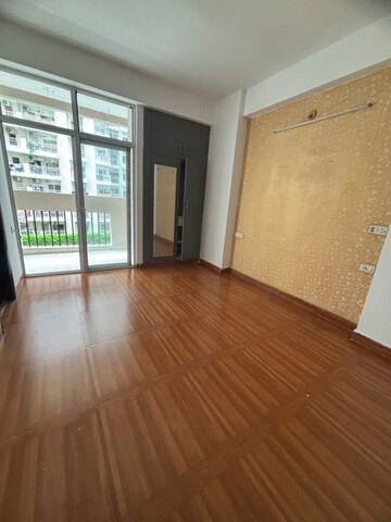 Room in 2 BHK Apartment at Galaxy Royale, Gaur City 2 – for Sale