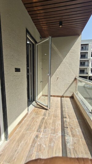 Staircase in 3 BHK Builder Floor at BPTP District 3, Sector 85 – for Sale