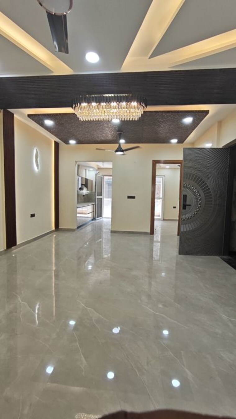 Room, bptp-district-3 3 Bedroom 179 Sq.Yd. Builder Floor In Sector 85 Faridabad 10087319