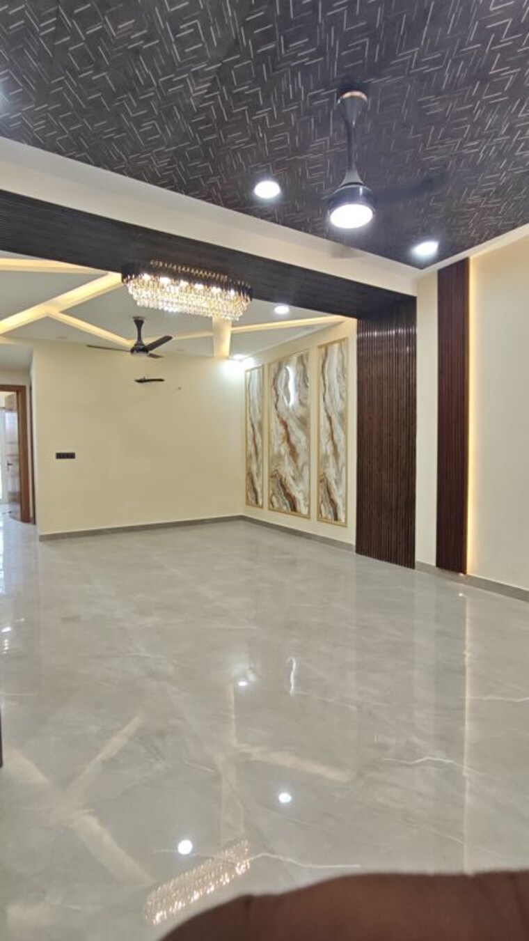 Room, bptp-district-3 3 Bedroom 179 Sq.Yd. Builder Floor In Sector 85 Faridabad 10087319