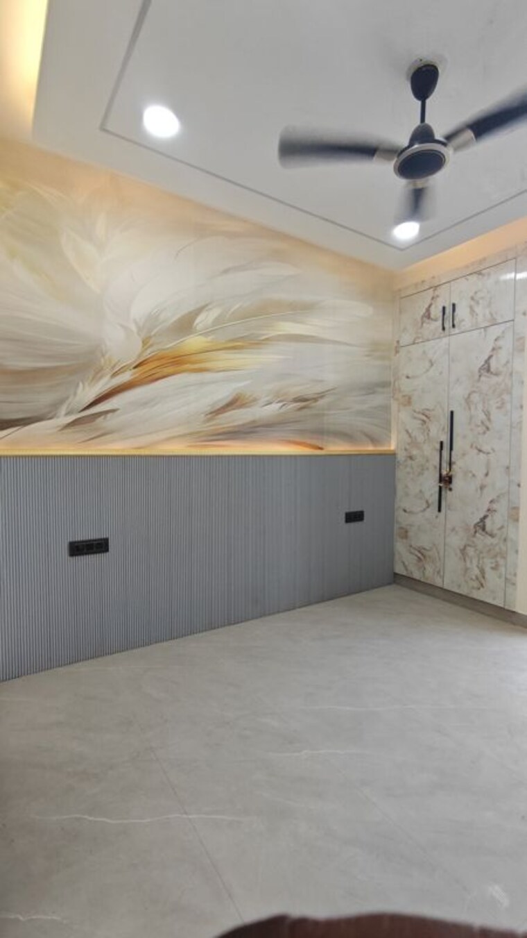 Room, bptp-district-3 3 Bedroom 179 Sq.Yd. Builder Floor In Sector 85 Faridabad 10087319