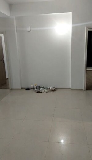 Room in 2.5 BHK Builder Floor at Vatika Xpressions, Sector 88b – for Rent