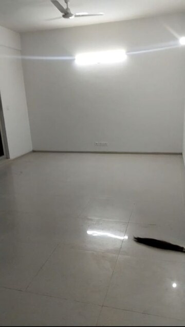 Room in 2.5 BHK Builder Floor at Vatika Xpressions, Sector 88b – for Rent