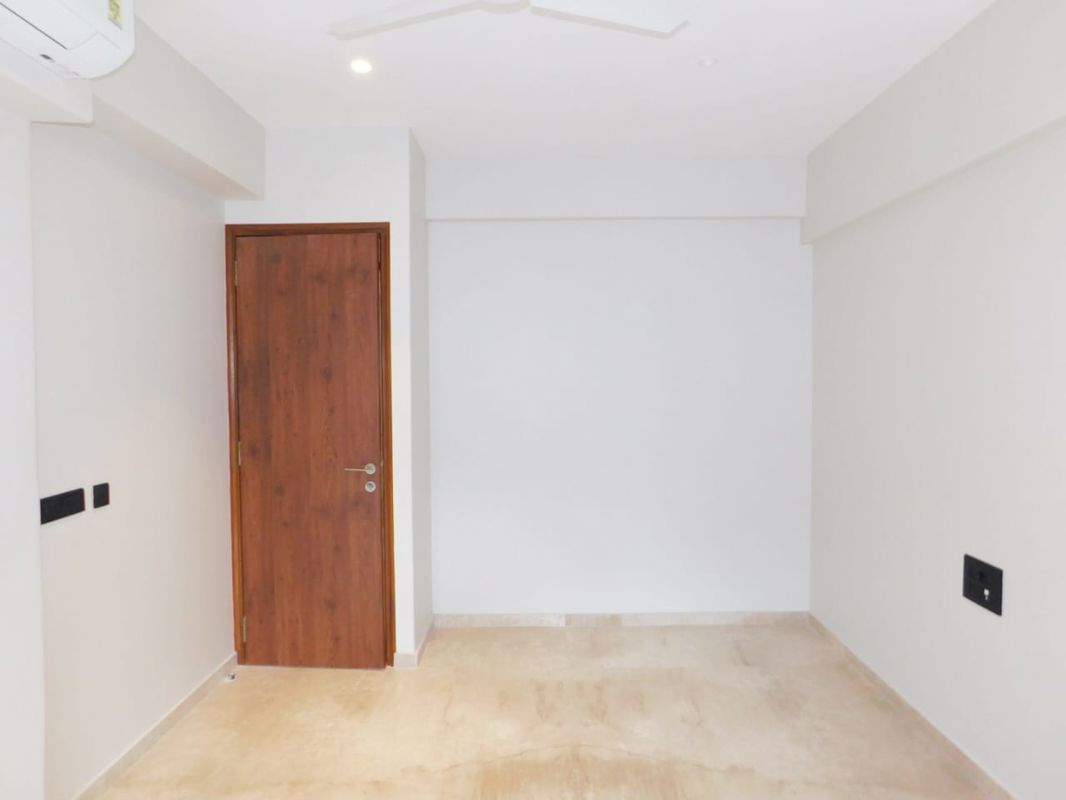 2 BHK Apartment For Rent in New Saket Apartment
