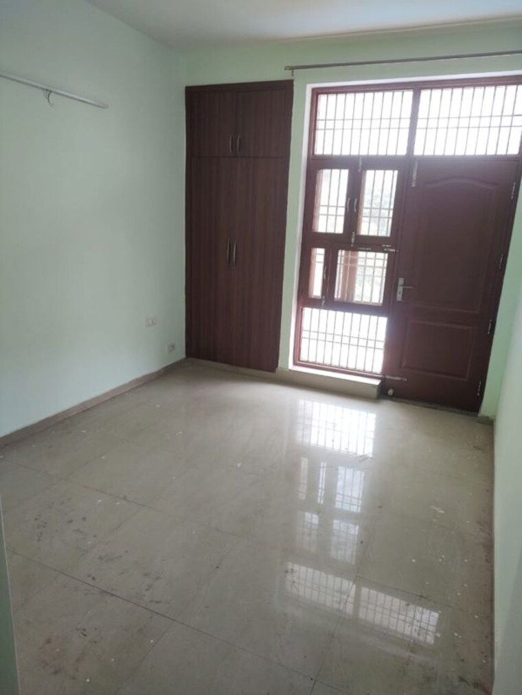 Room, sector 14 3 Bedroom 1650 Sq.Ft. Builder Floor In Sector 14 Bahadurgarh 9736938