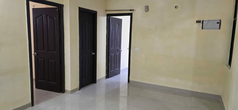 3 BHK Apartment For Rent in M R Platinum 321