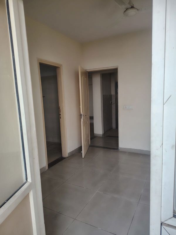 3 BHK + Extra Room Apartment For Rent in Stellar Jeevan