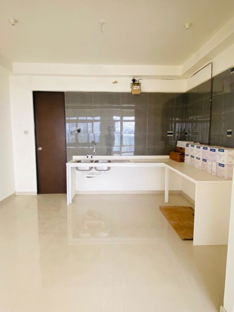 Kitchen, pharande-puneville 3 Bedroom 1900 Sq.Ft. Apartment In Punawale Pune 10087438