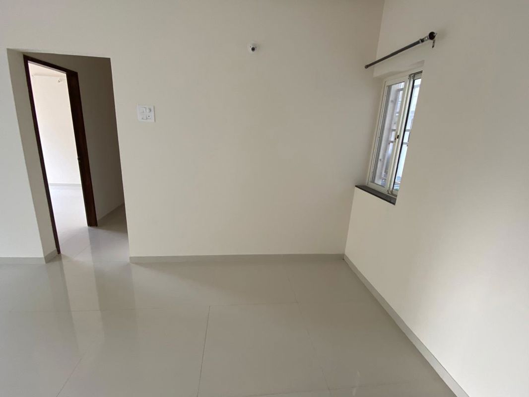2 BHK Apartment For Rent in Megapolis Serenity