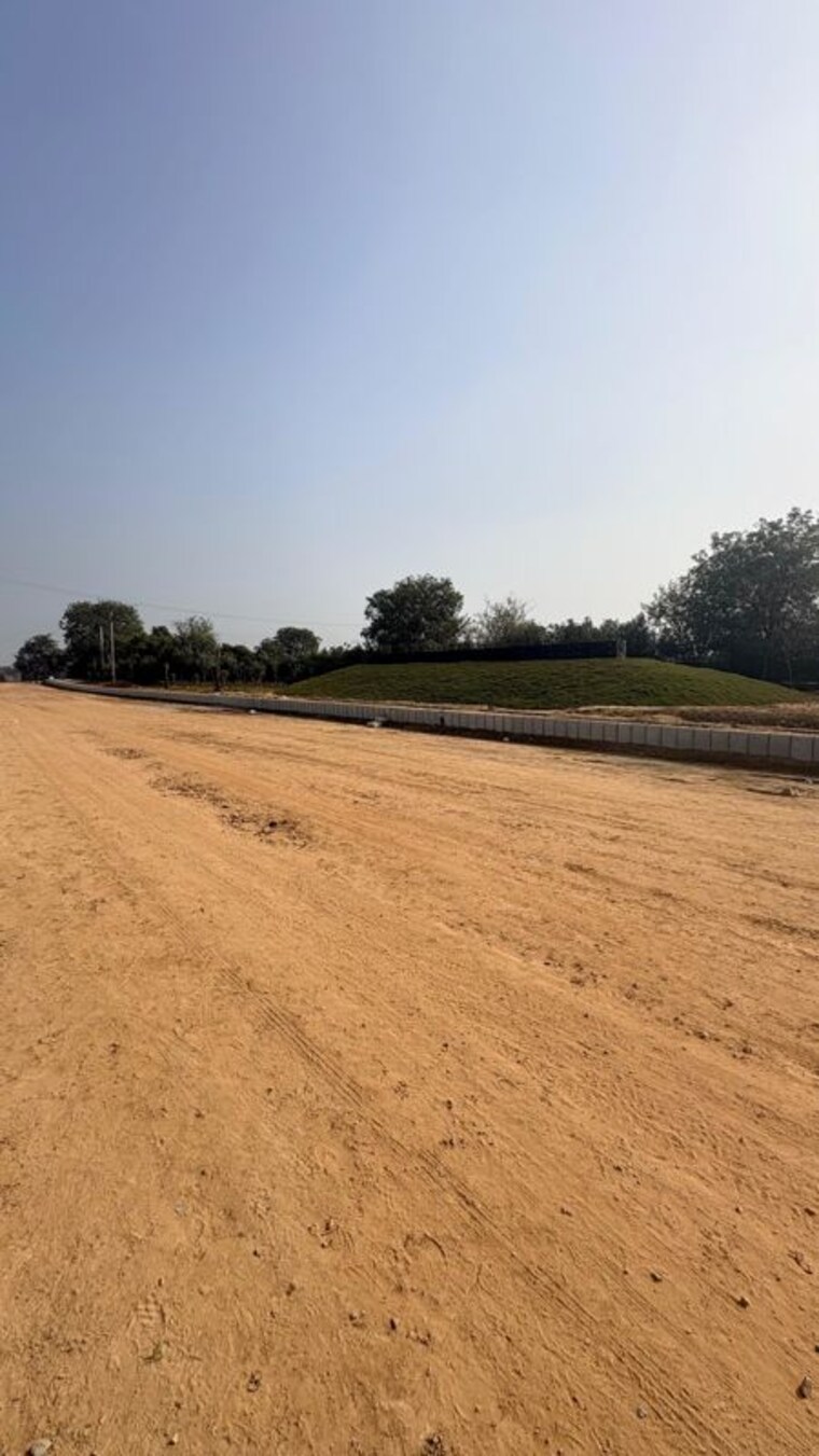 undefined, sector 98  218 Sq.Yd. Plot In Sector 98 Faridabad 10087470