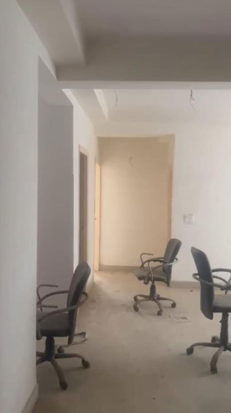 Bathroom, radicon-vedantam 3 Bedroom 1227 Sq.Ft. Apartment In Sector 16c Greater Noida Greater Noida 10087481