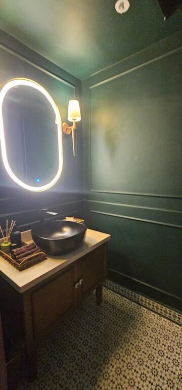 Furnished Amenities in 4 BHK Builder Floor at Sector 45 – for Rent