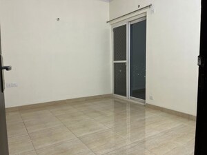 Room in 3 BHK Apartment at Gaur Sportswood, Sector 79 – for Rent