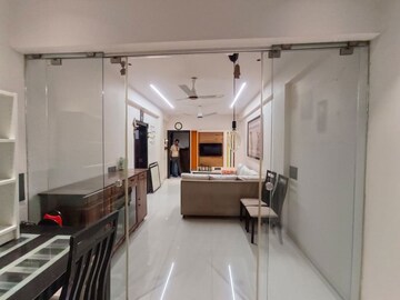 Living Room in 1 BHK Apartment at Chembur – for Rent