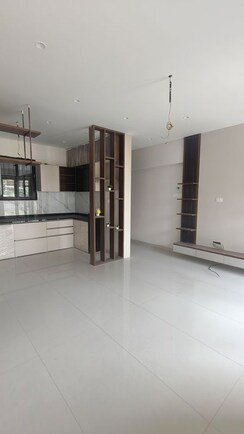 2 BHK Apartment For Sale in Lodha L Square Prime