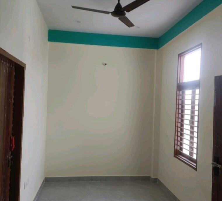Room, sector 36 greater noida 2 Bedroom 950 Sq.Mt. Independent House In Sector 36 Greater Noida Greater Noida 10087586