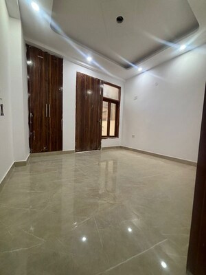 2 BHK Builder Floor For Rent in Saket