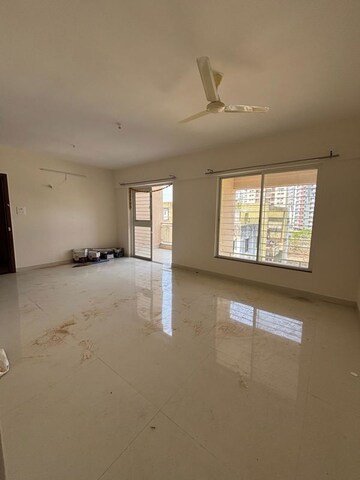 Room in 2 BHK Apartment at B U Bhandari Vaastu Viva, Wakad – for Rent