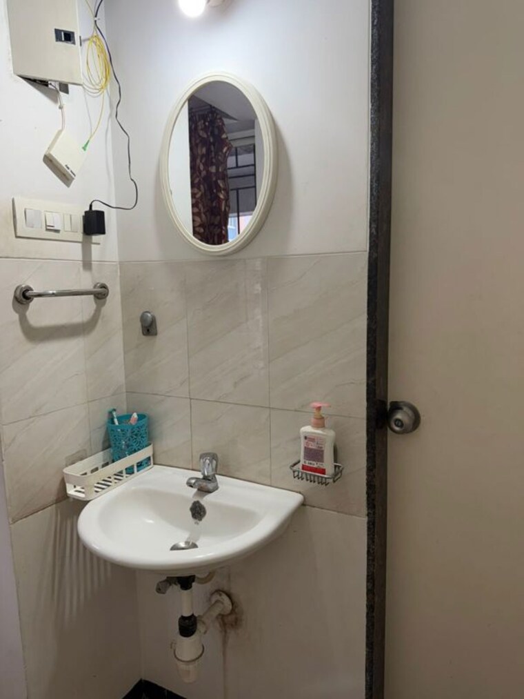 Bathroom, casa-imperia 2 Bedroom 750 Sq.Ft. Apartment In Wakad Pune 10087627