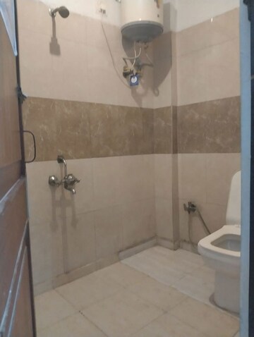 Bathroom in 1 BHK Builder Floor at Neb Sarai – for Rent