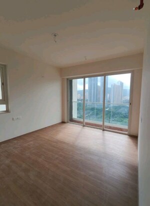 Room in 2 BHK Apartment at Indiabulls One Indiabulls, Pokhran Road No Two – for Rent