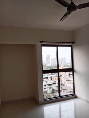 Room in 1 BHK Apartment at Lodha Casa Viva, Majiwada – for Sale