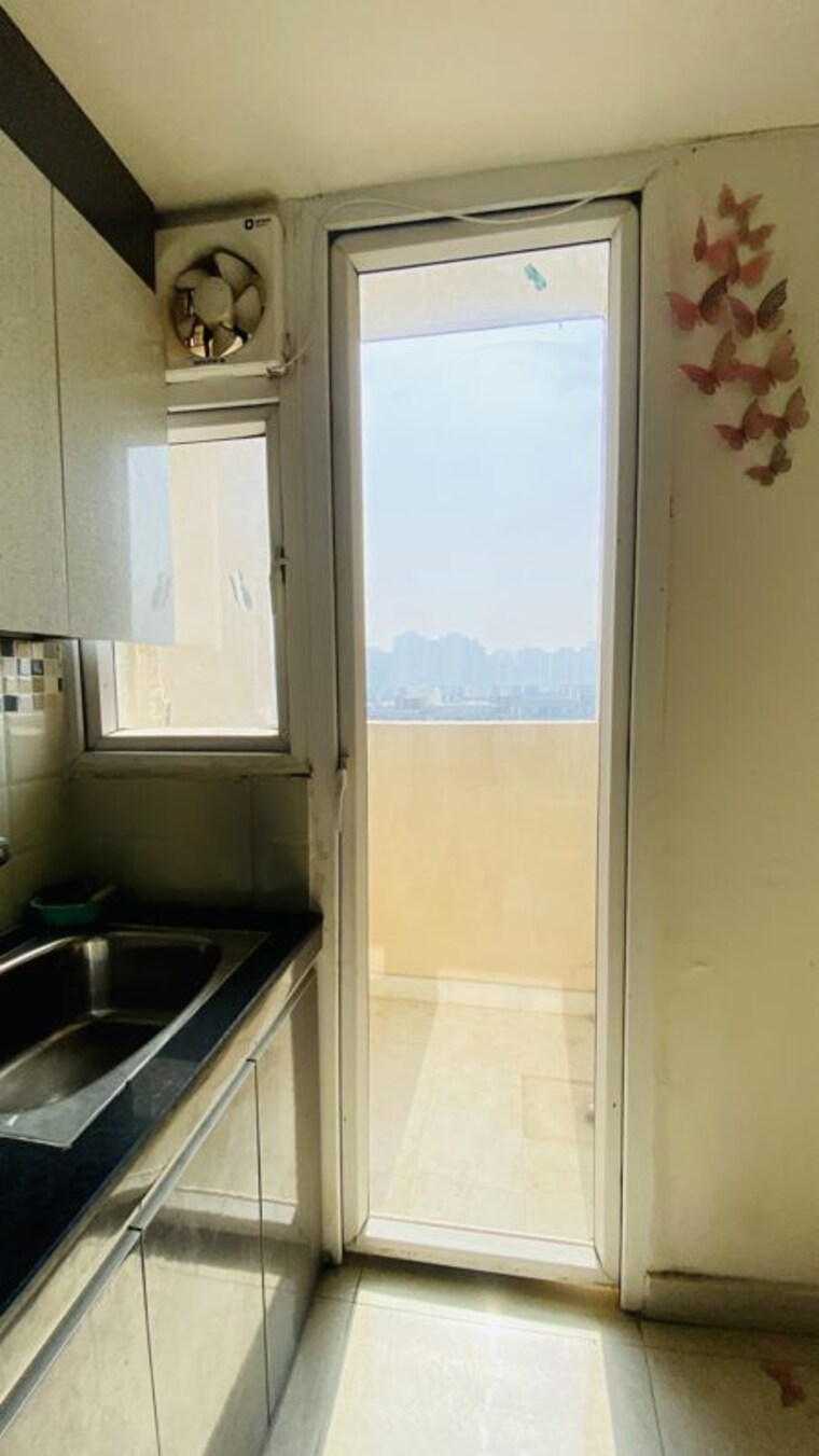 Kitchen, signature-global-orchard-avenue 2 Bedroom 543 Sq.Ft. Apartment In Sector 93 Gurgaon 10087686