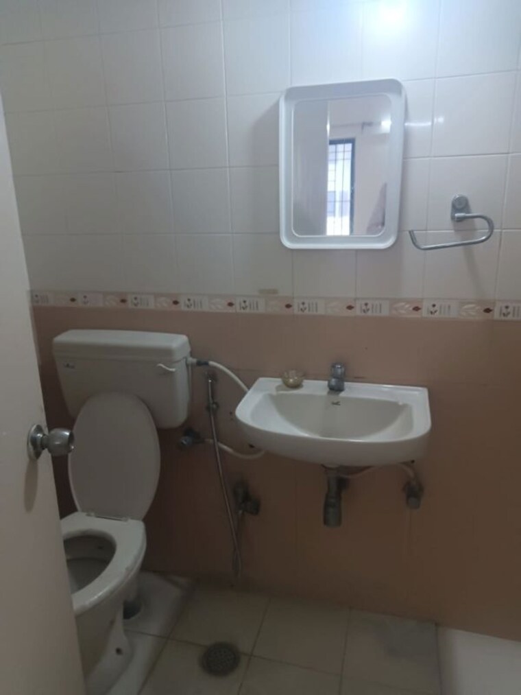 Bathroom, balewadi 2 Bedroom 1200 Sq.Ft. Apartment In Balewadi Pune 10087699