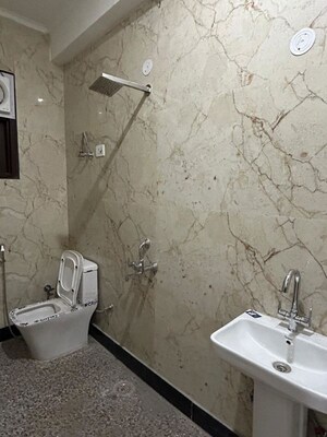 Bathroom in 1 BHK Builder Floor at Saket – for Rent