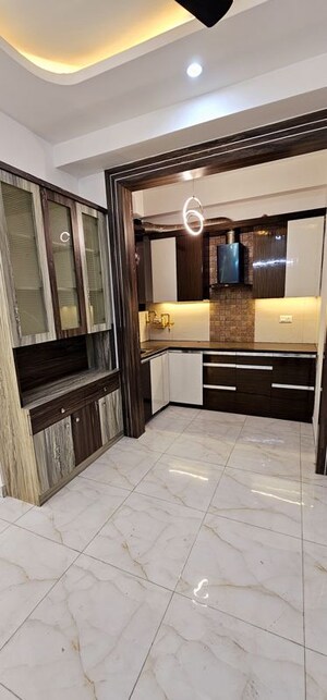 Kitchen in 3 BHK Builder Floor at Indrapuram – for Sale