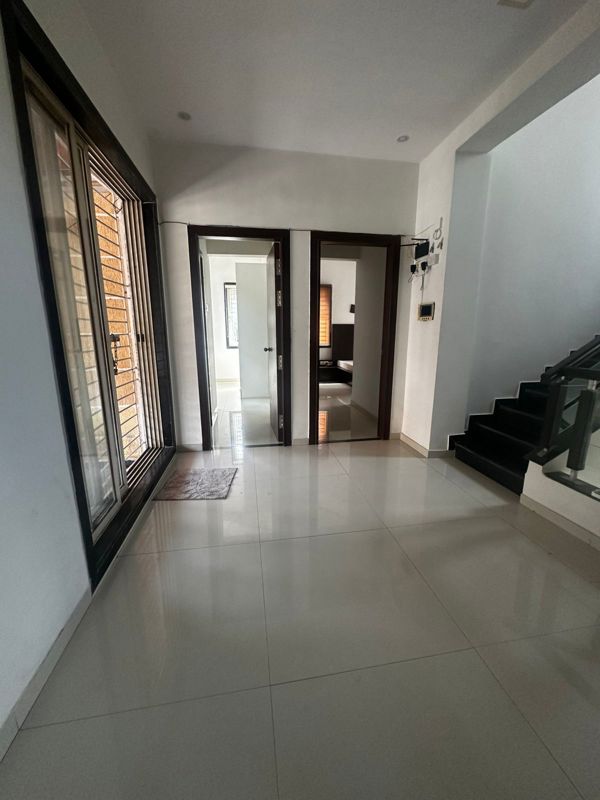 1 BHK + Pooja Room Apartment For Rent in Kavesar