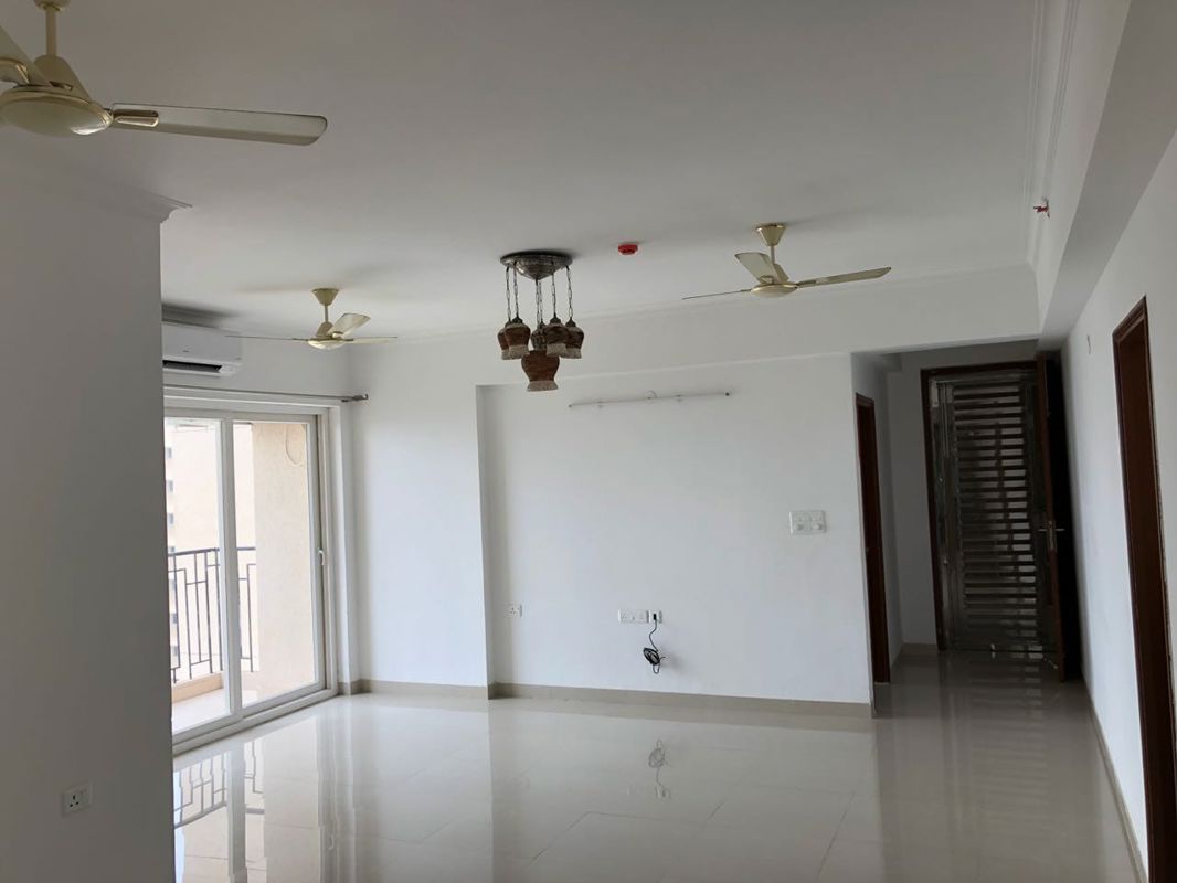 2 BHK Apartment For Rent in Beta II Greater Noida