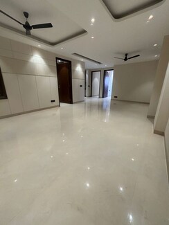3 BHK Builder Floor For Rent in Saket