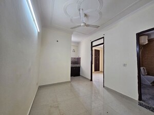 Room in 2 BHK Builder Floor at Neb Sarai – for Rent