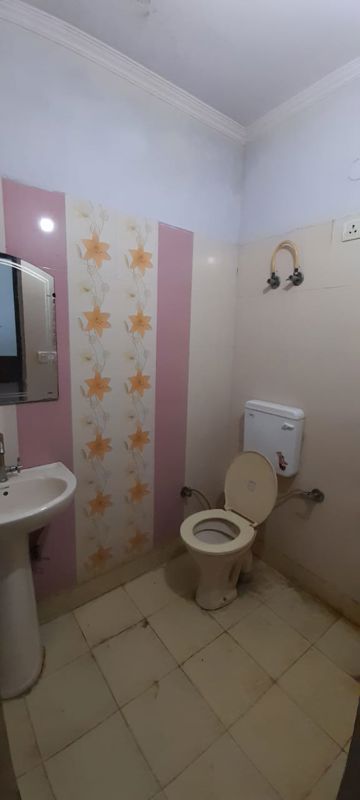 1 BHK Builder Floor For Rent in RWA Federation