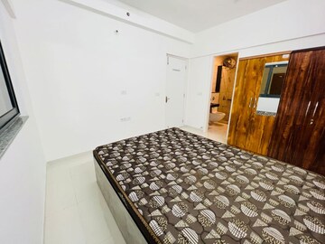 Bedroom in  Apartment at Amanora Gold Towers, Hadapsar – for Rent