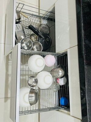 Furnished Amenities in  Apartment at Amanora Gold Towers, Hadapsar – for Rent