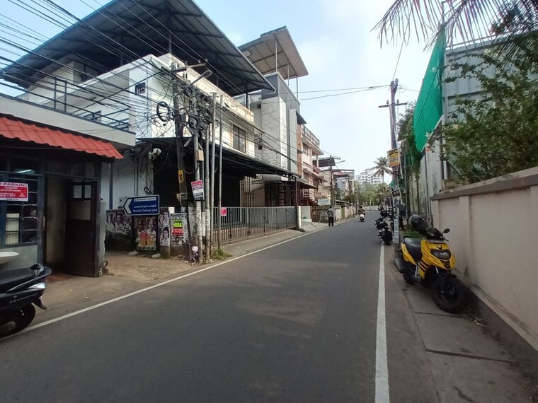 Exterior View, kaloor Commercial Shop 1000 Sq.Ft. In Kaloor Kochi 10087801