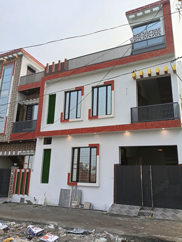3 BHK + Extra Room Independent House For Sale in Chandrabani