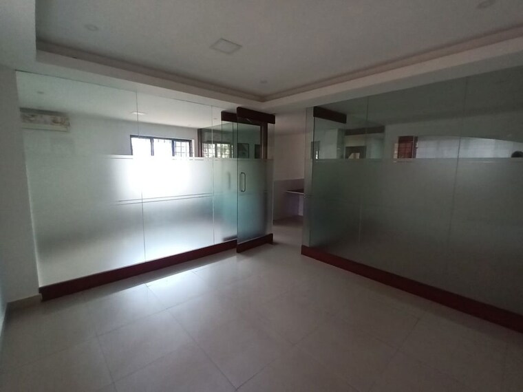 Room, kaloor Commercial Office Space 2850 Sq.Ft. In Kaloor Kochi 10087823