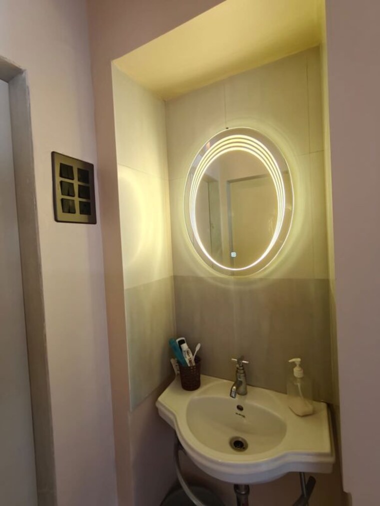 Bathroom, suda-silver-estate 1 Bedroom 555 Sq.Ft. Apartment In Kondhwa Pune 10087849
