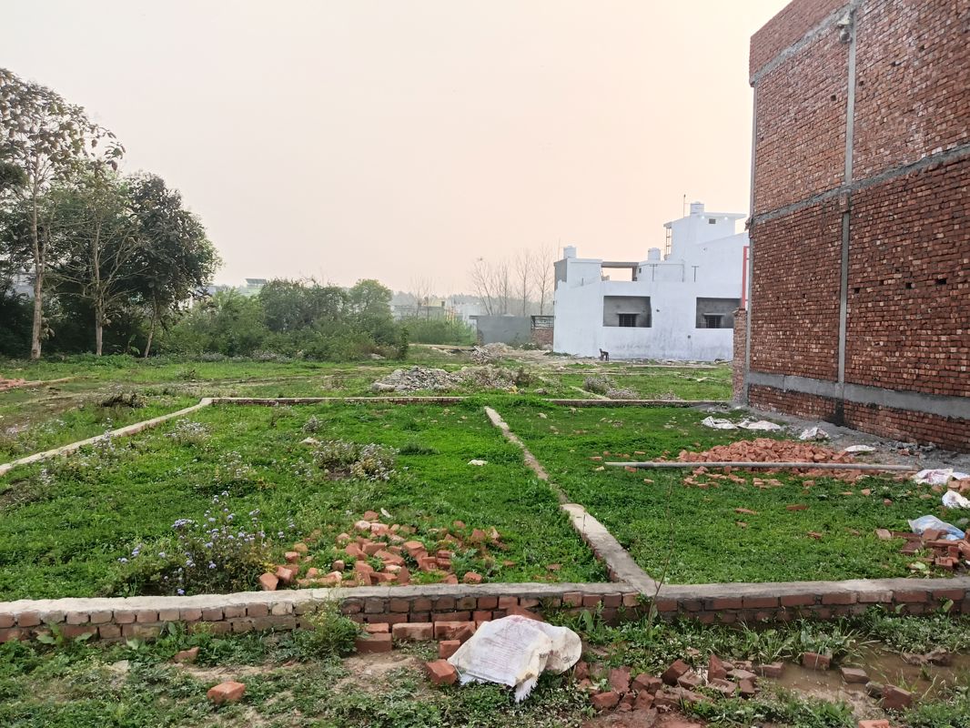 Plot For Sale in Chandrabani