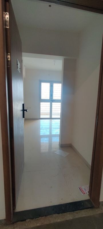 Room in 2 BHK Apartment at Kohinoor Zen Estate, Kharadi – for Sale