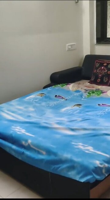 Bedroom in 1 BHK Apartment at Sai Baba Complex Goregaon, Goregaon East – for Rent
