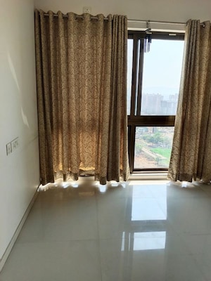 Room in 2 BHK Apartment at Runal Gateway, Ravet – for Rent