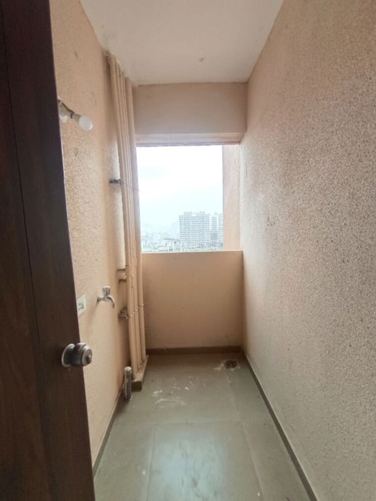 Bathroom, urban-skyline-phase-1 2 Bedroom 900 Sq.Ft. Apartment In Ravet Pune 10087921
