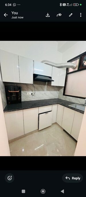 Kitchen in 1.5 BHK Builder Floor at Sector 38 – for Rent